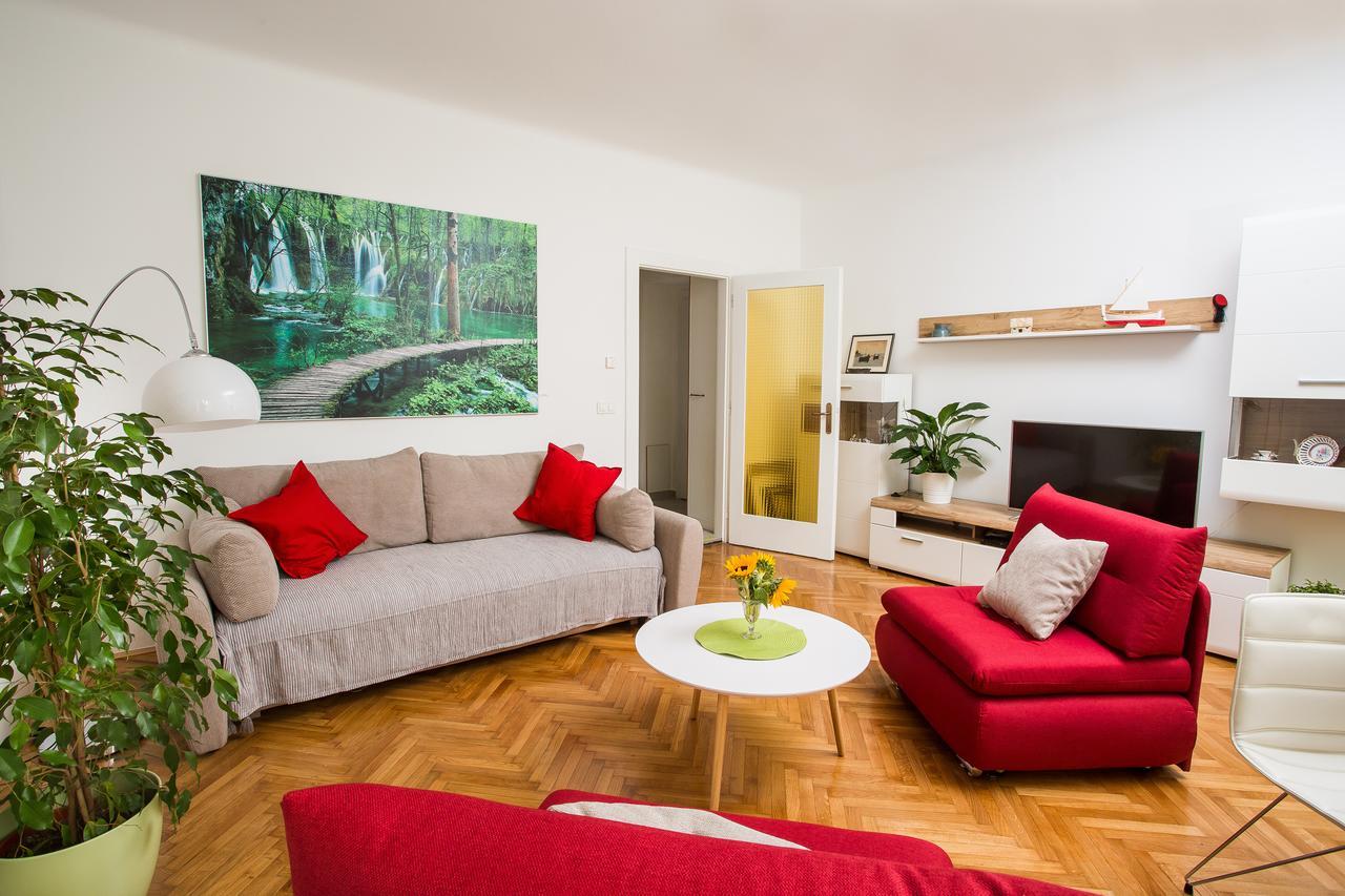 Apartman Zagreb Mandic エクステリア 写真